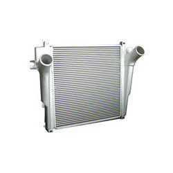 Automobile Charge Air Cooler Finned Tube Heat Exchanger / Bar and Plate Structure Aluminum 